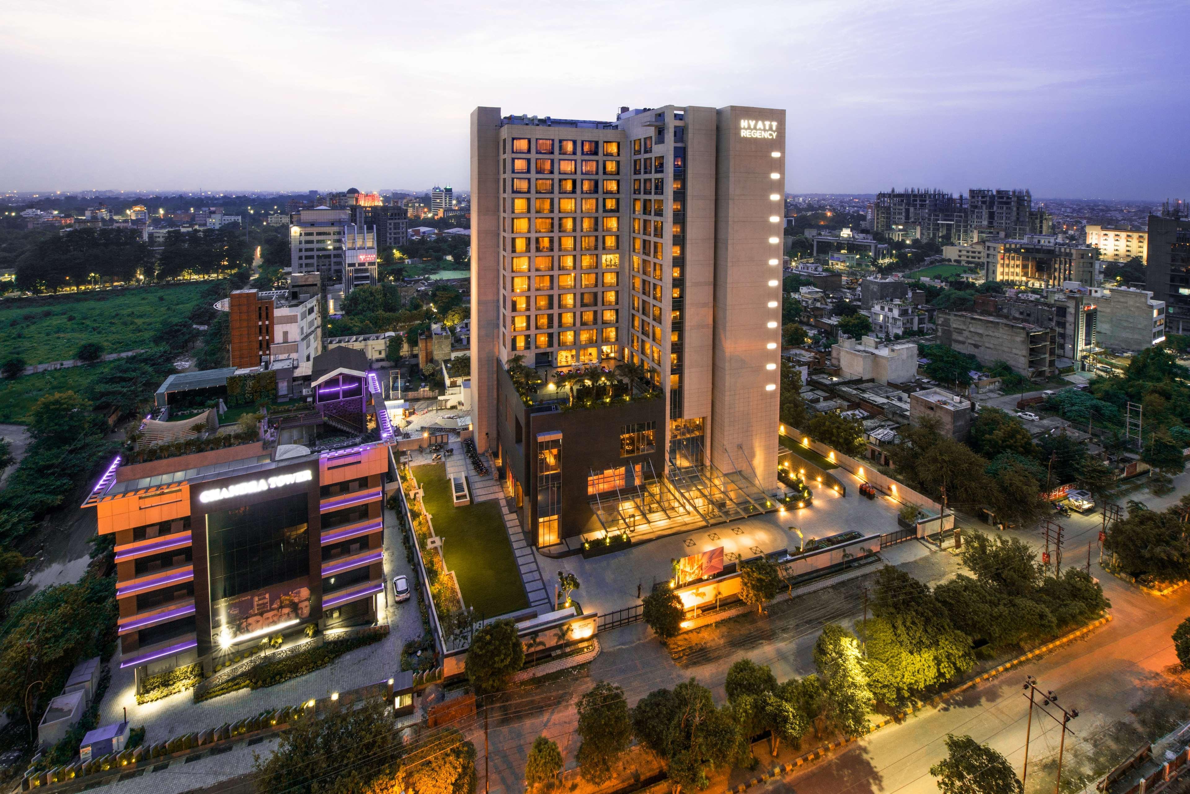 Hyatt Regency Lucknow Gomti Nagar Ξενοδοχείο Εξωτερικό φωτογραφία The Park, New Delhi